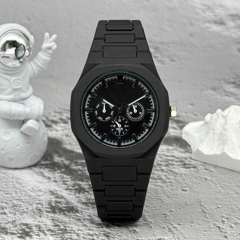 Orologio di Marca Famosa con Q - Luxury Watch Magazine recensione e prezzo